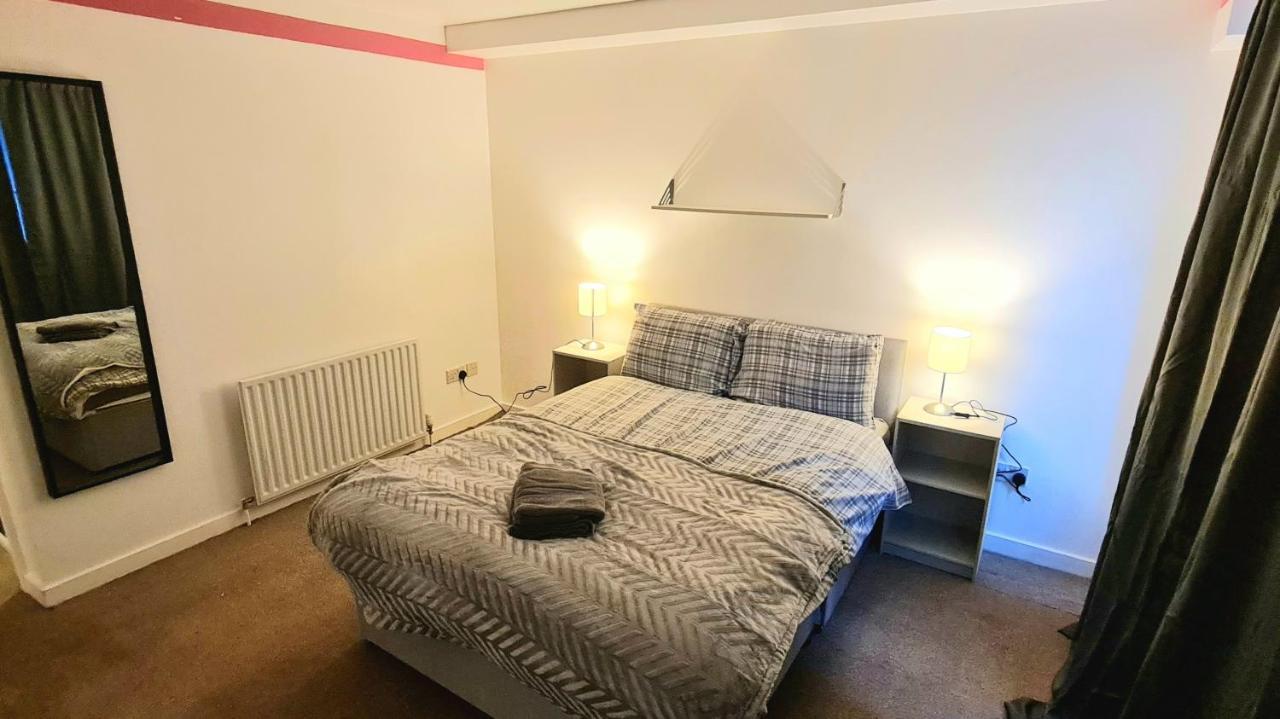 Lovely 3 Bedroom Apartment - Free Parking Edinburgh Ngoại thất bức ảnh