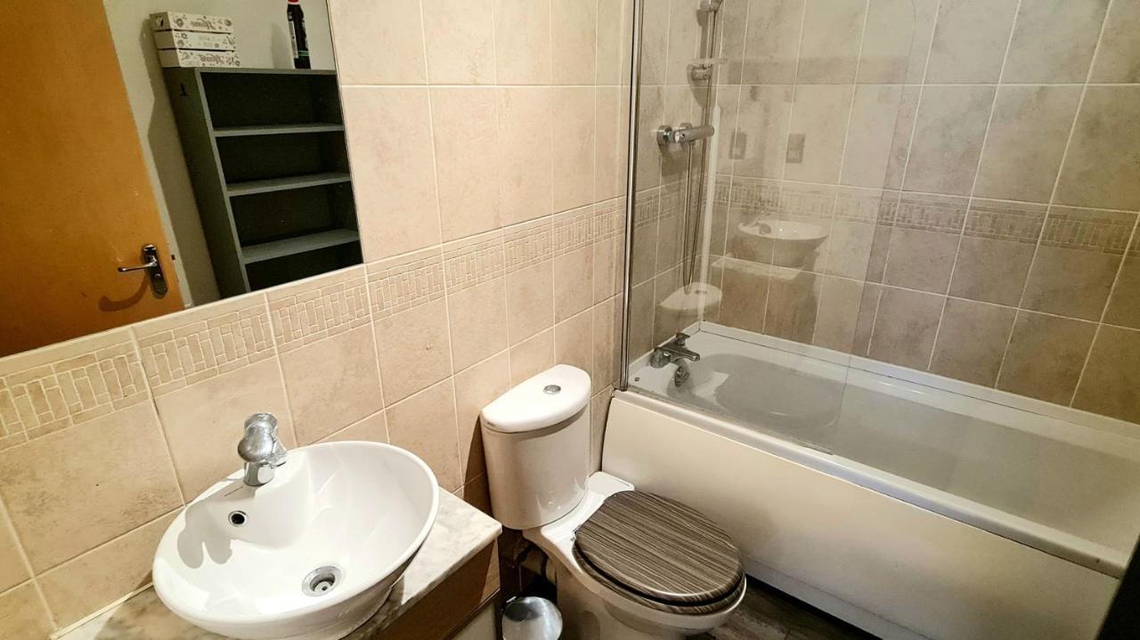 Lovely 3 Bedroom Apartment - Free Parking Edinburgh Ngoại thất bức ảnh
