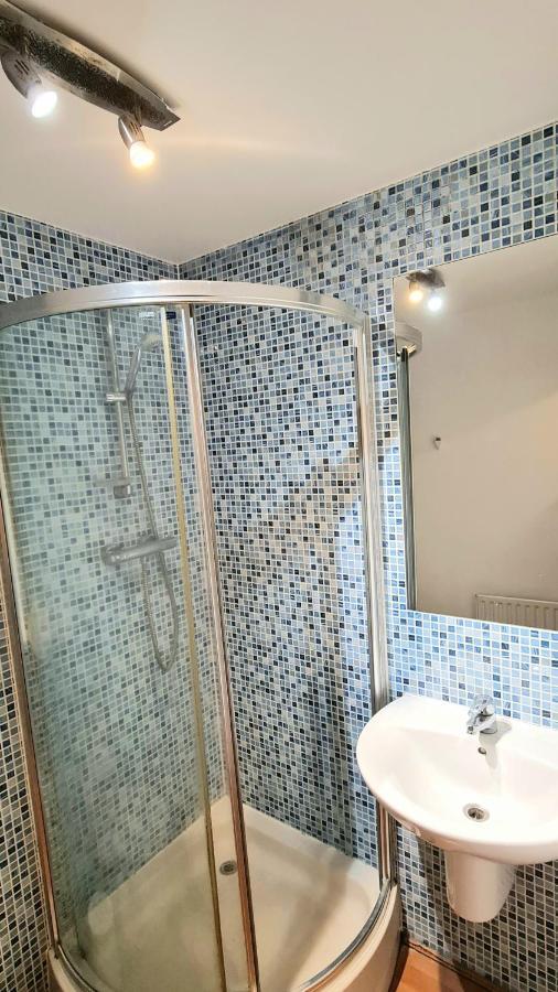 Lovely 3 Bedroom Apartment - Free Parking Edinburgh Ngoại thất bức ảnh